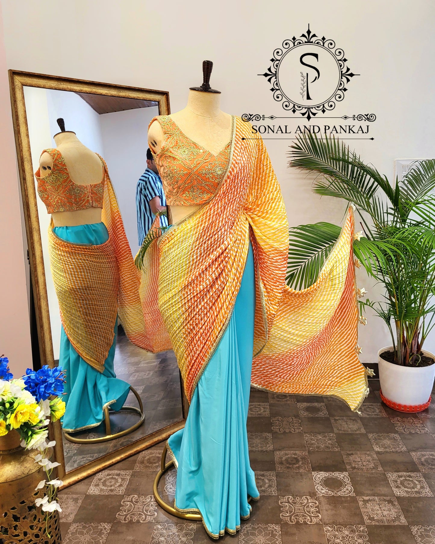 Peach Embroidered Velvet Blouse With Crushed Leheriya Palloo Saree - SA01375