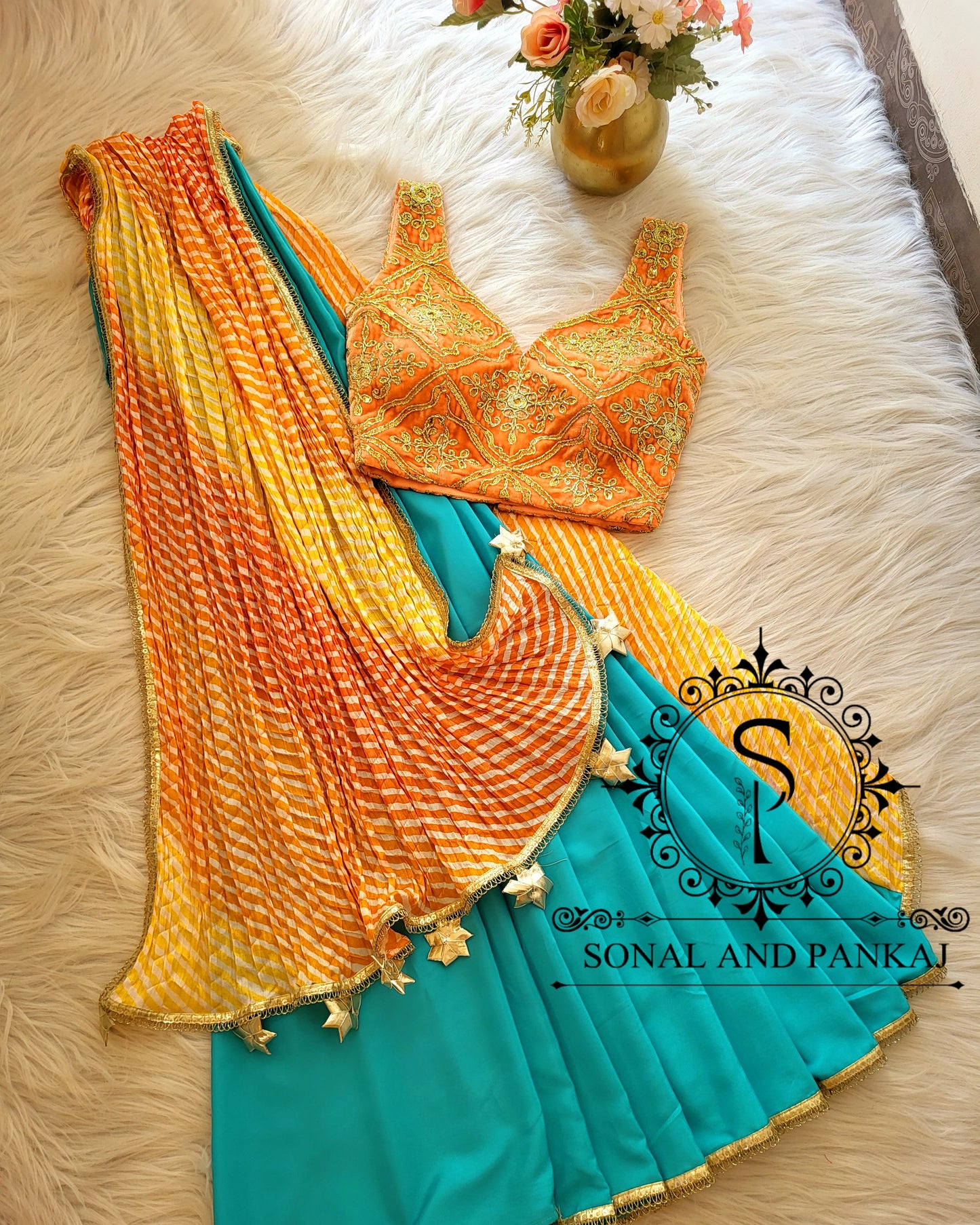 Peach Embroidered Velvet Blouse With Crushed Leheriya Palloo Saree - SA01375