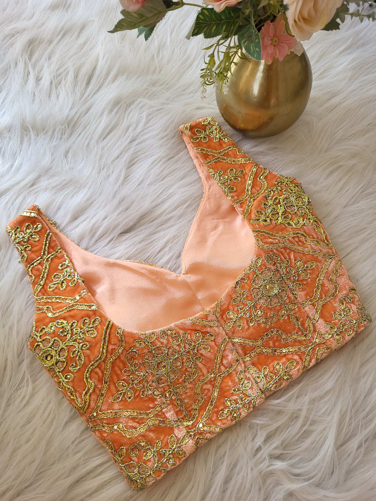 Peach Embroidered Velvet Blouse With Crushed Leheriya Palloo Saree - SA01375