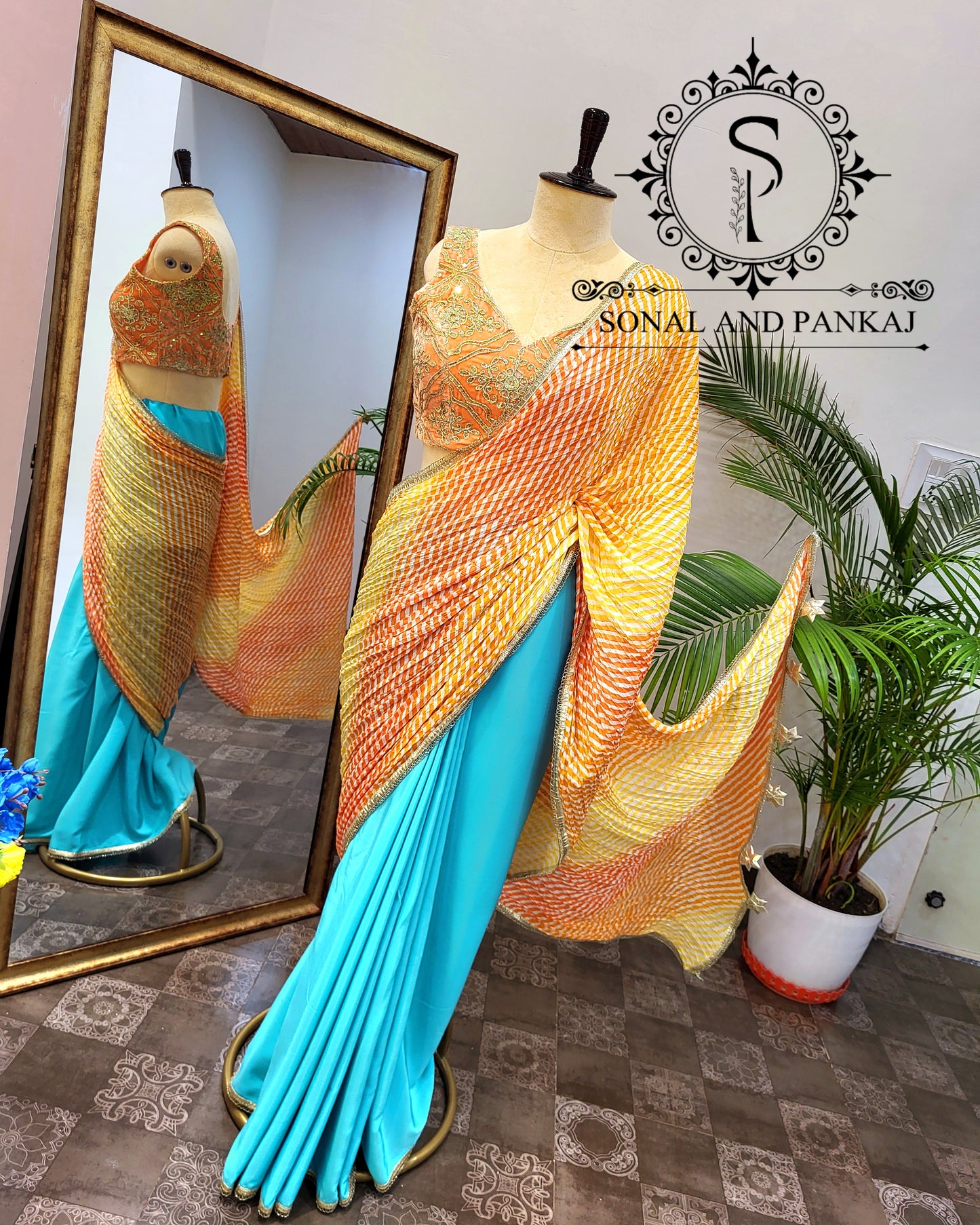 Peach Embroidered Velvet Blouse With Crushed Leheriya Palloo Saree - SA01375