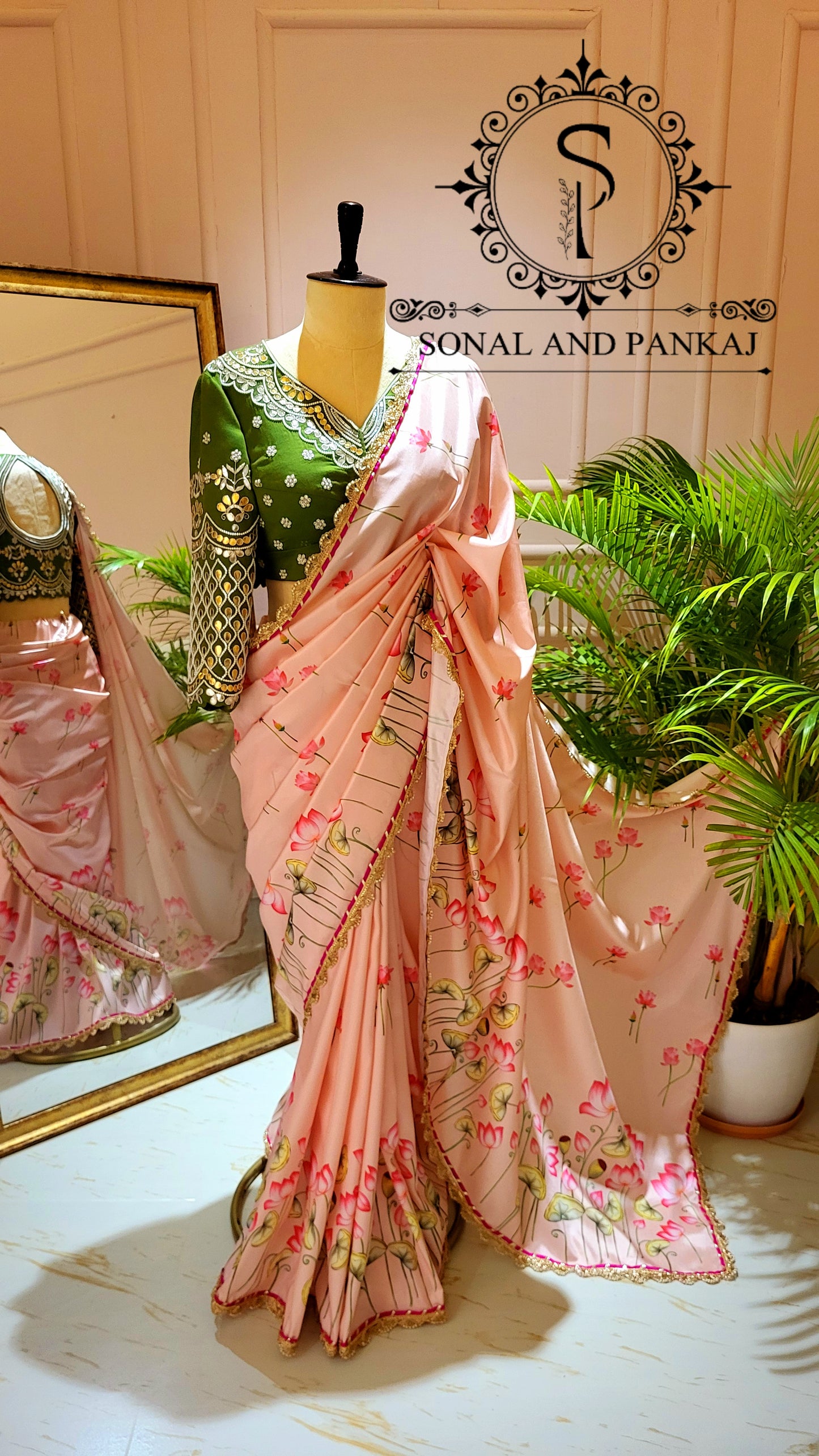 Chemisier à paillettes dorées avec sari prêt à draper - SA00929