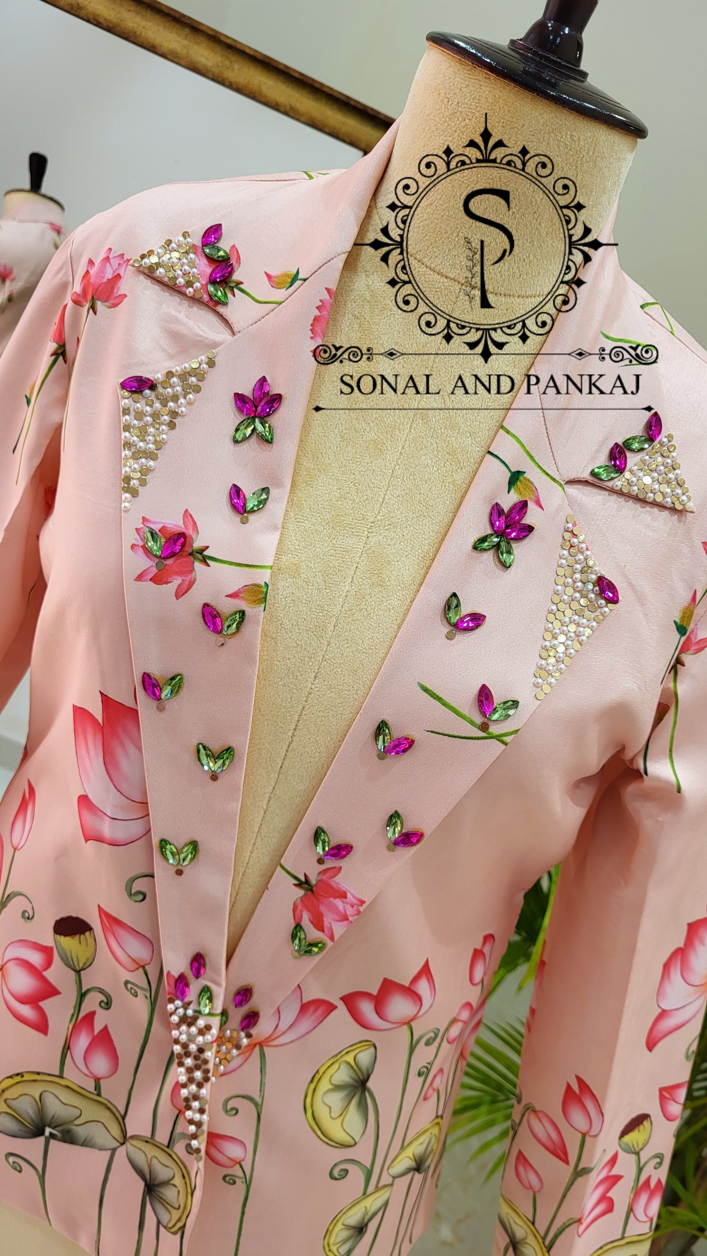 Peach Pichwai Print Blazer - BL01494