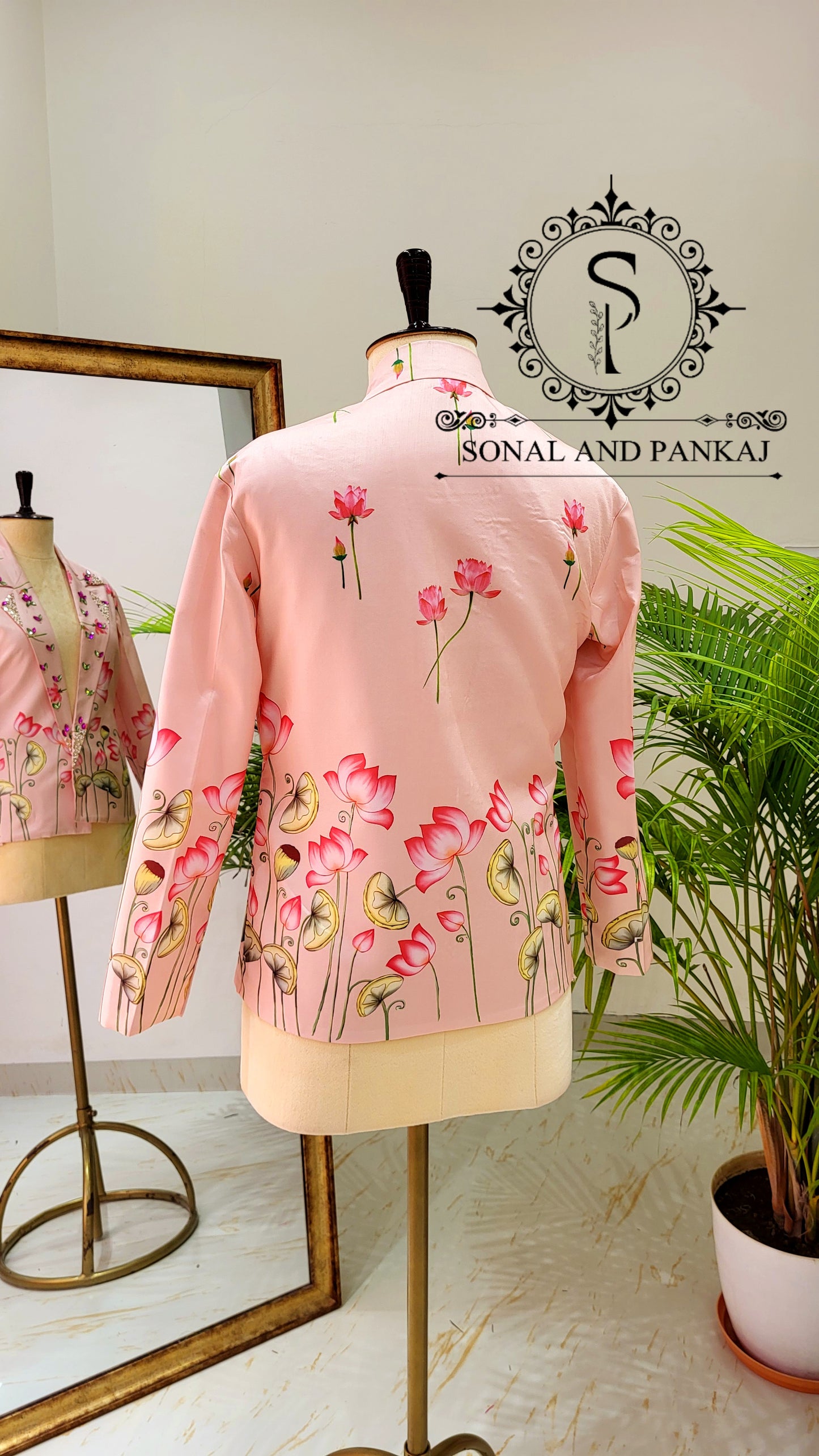 Peach Pichwai Print Blazer - BL01494