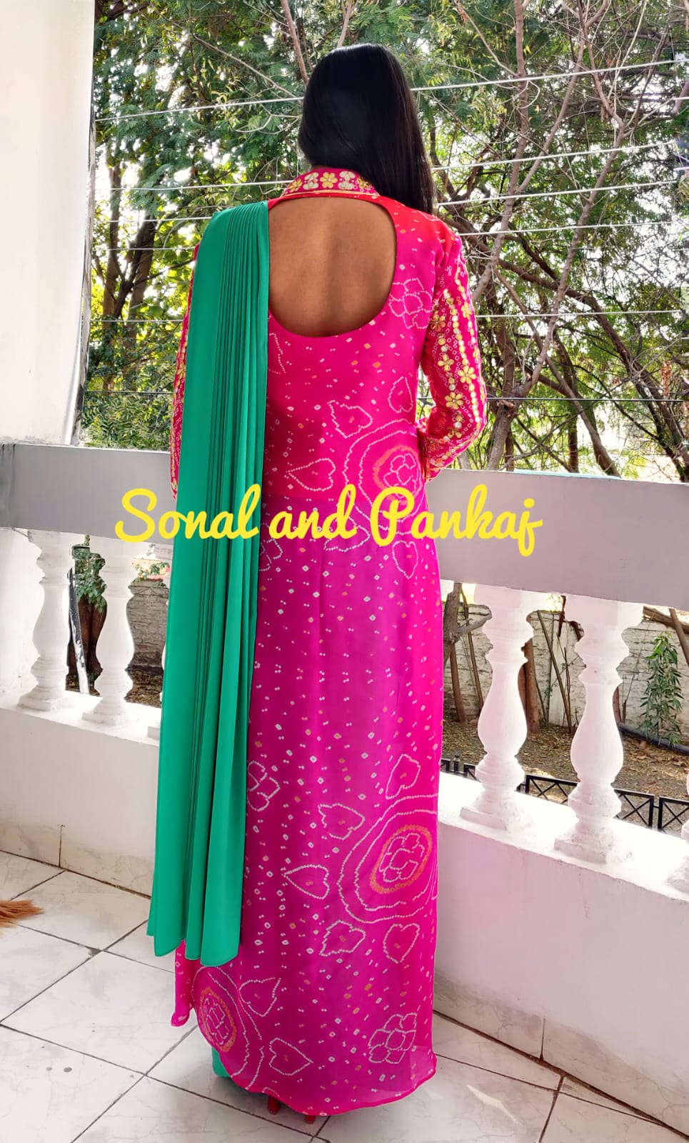 Pur Bandhej Kurti avec un beau Saree - SA00940
