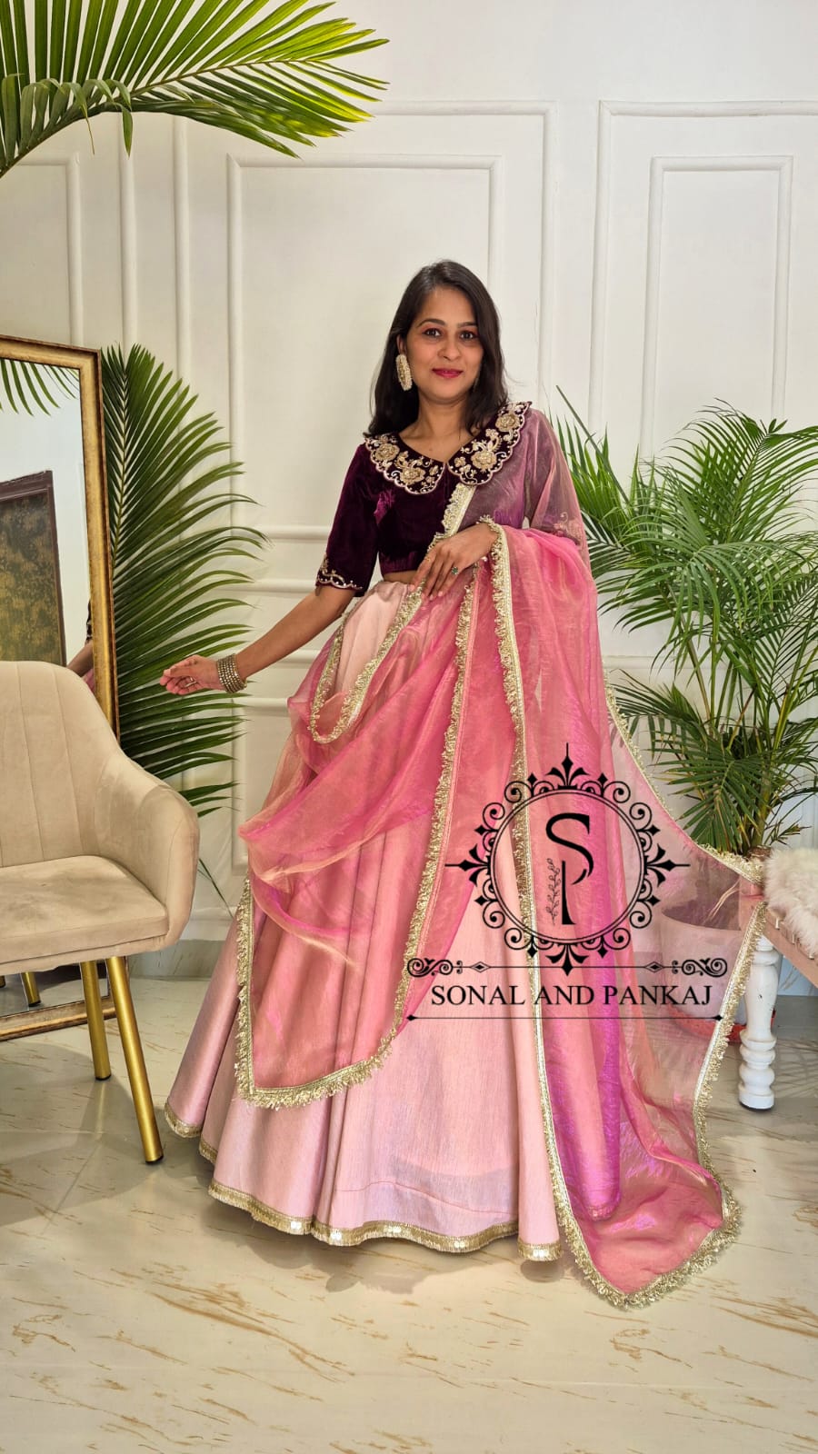 Crimson Reverie - LH01630