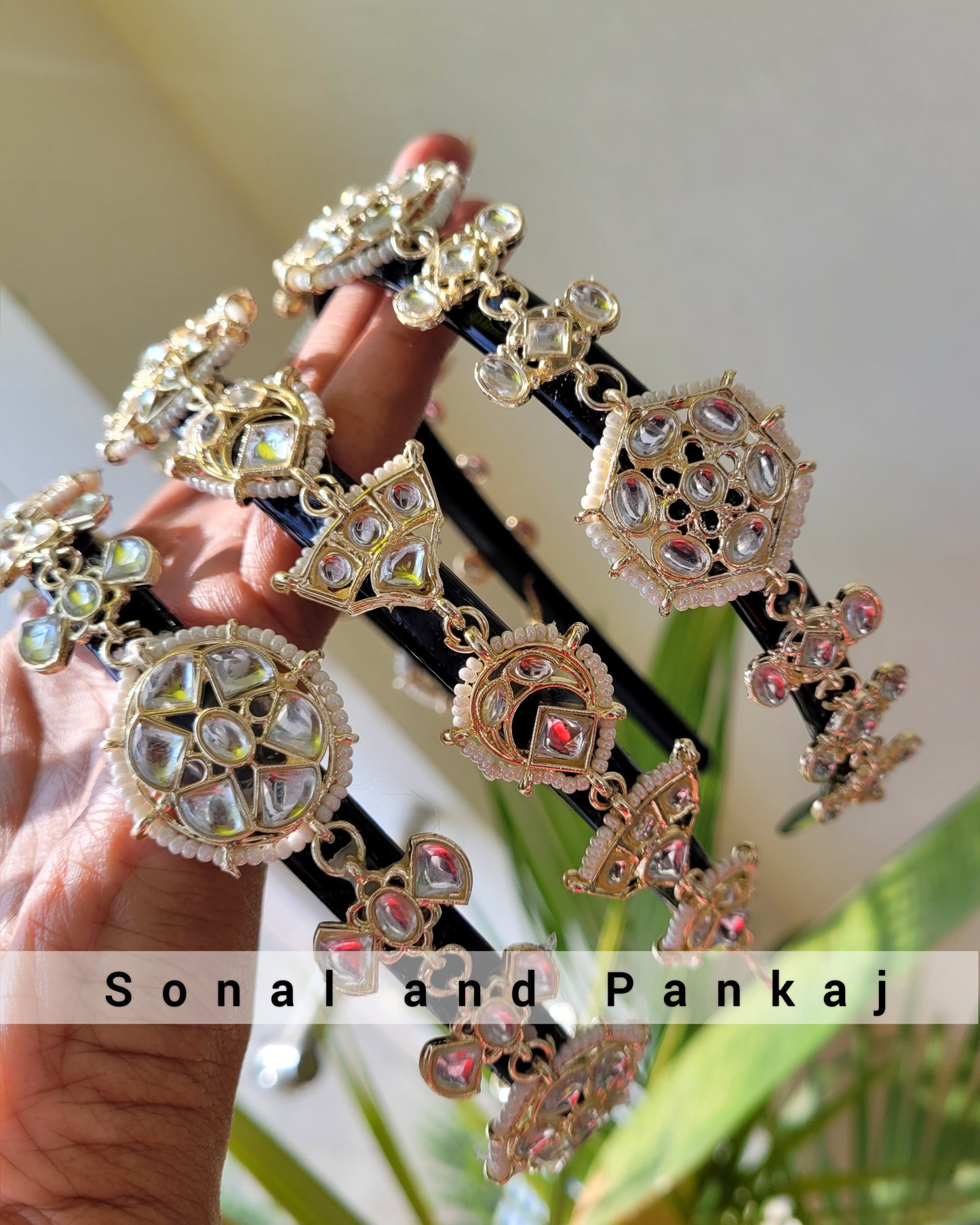 Kundan & Pearl Hair Band (Pack de 1) - HB01247