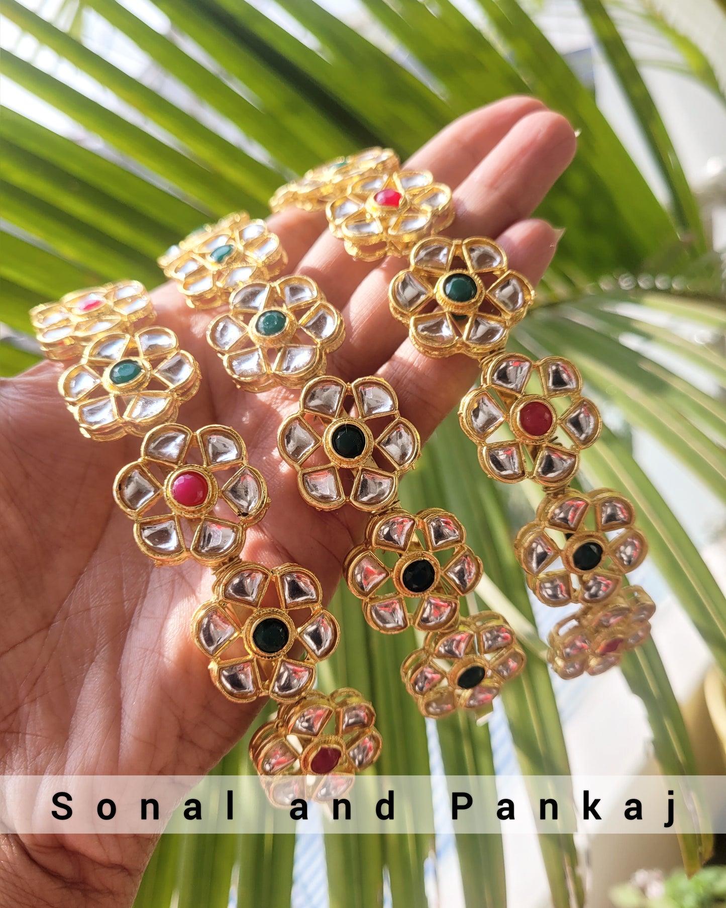 Beautiful Floral Design Hair Band (Pack of 1) - HB01249