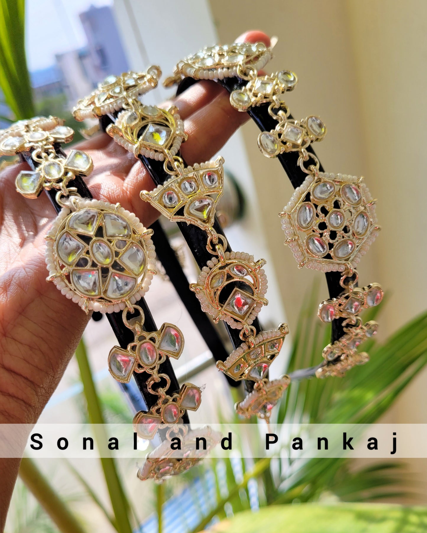 Kundan & Pearl Hair Band (Pack de 1) - HB01247