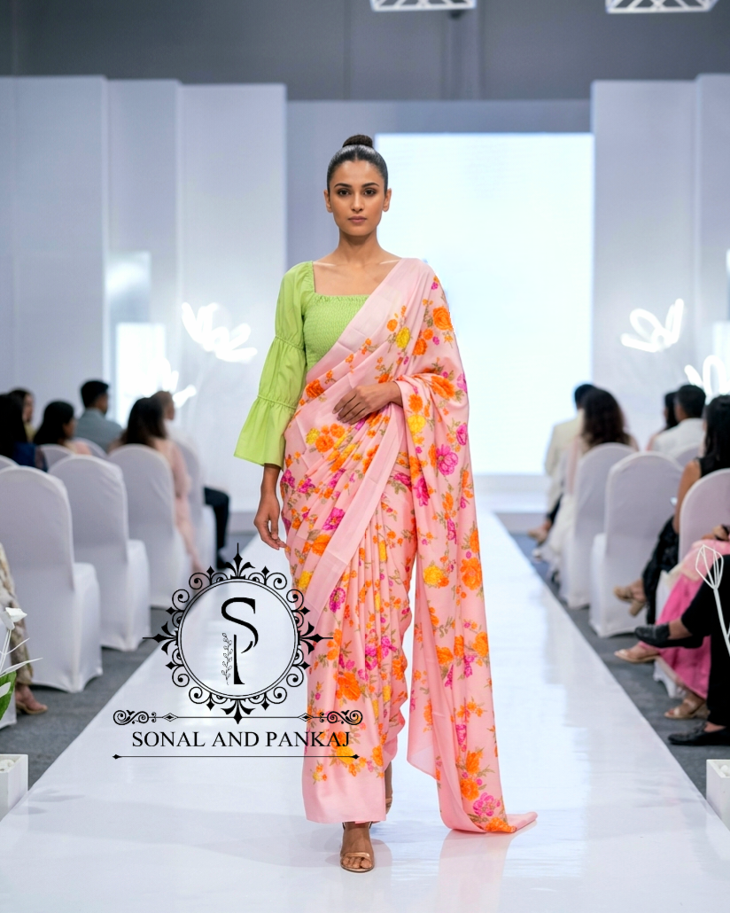 Green Smocking Top & Peach Floral Print Saree - SA01664