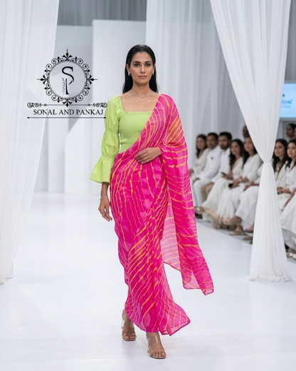 Chemisier à paillettes dorées avec sari prêt à draper - SA00929