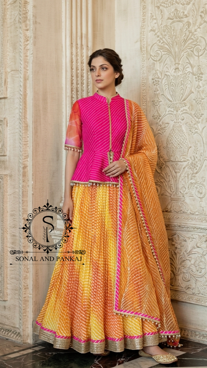 Blouse Bandhej faite à la main avec organza Duppatta et Chandri Jaal Lehenga - LH01202