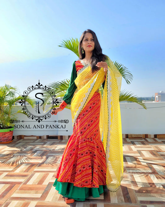 Designer Bandhani Blouse With Ready To Drape Bandhani Print Saree - SA01147