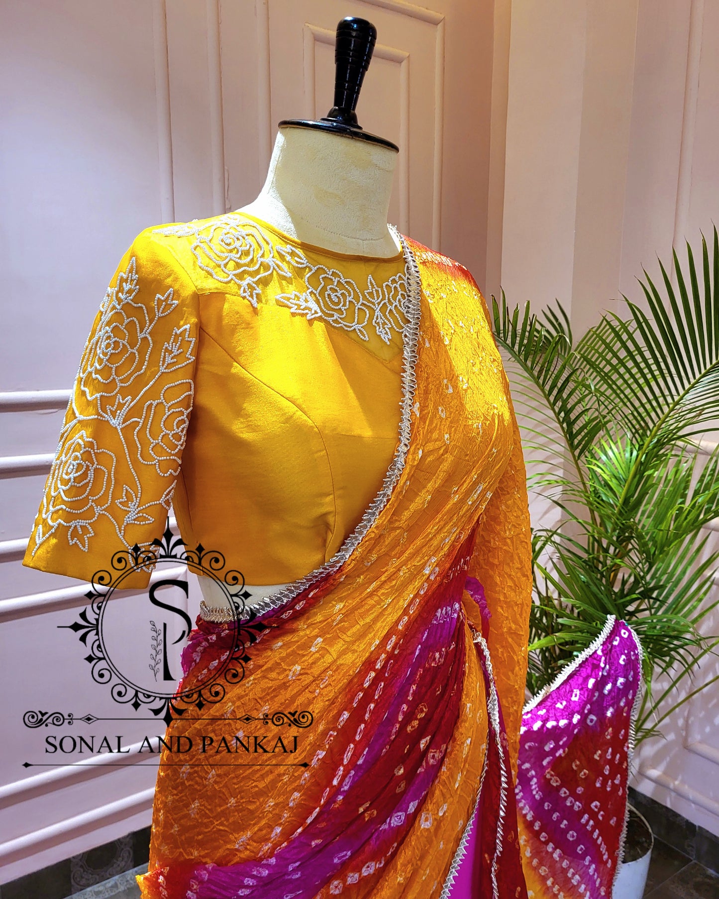 Yellow Hand Embroidered Blouse With Ready To Drape Bandhani Palloo Saree- SA001382