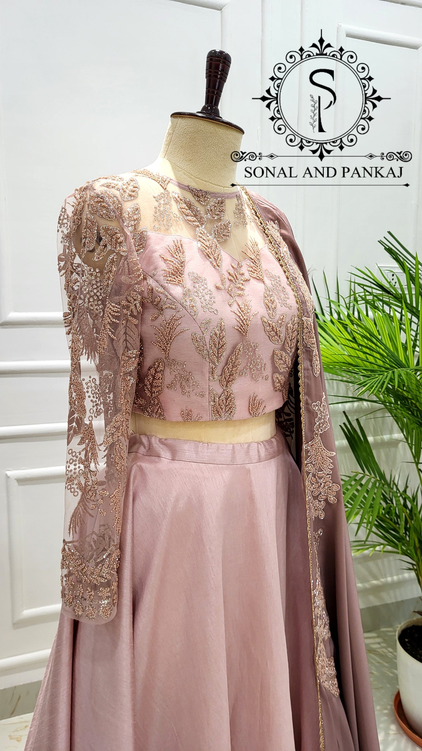Dusty Mauve Duppatta With Dusty Blush Pink Embroidered Blouse & Lehenga - LH01565
