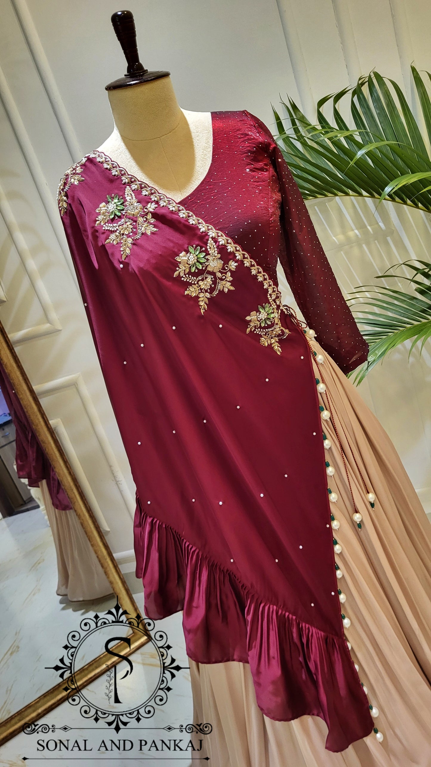 Burgundy Cape Affair - LH01596