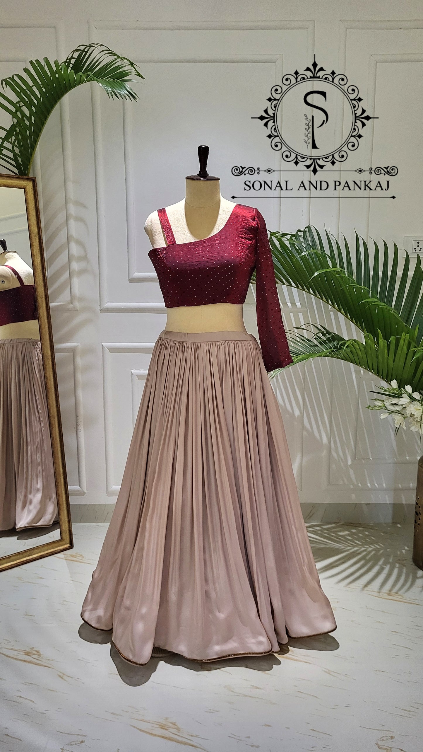 Burgundy Cape Affair - LH01596
