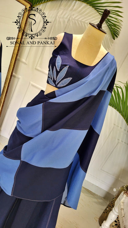 Chemisier de style veste brodée de paon 3D avec sari à volants prêt à porter - SA00727