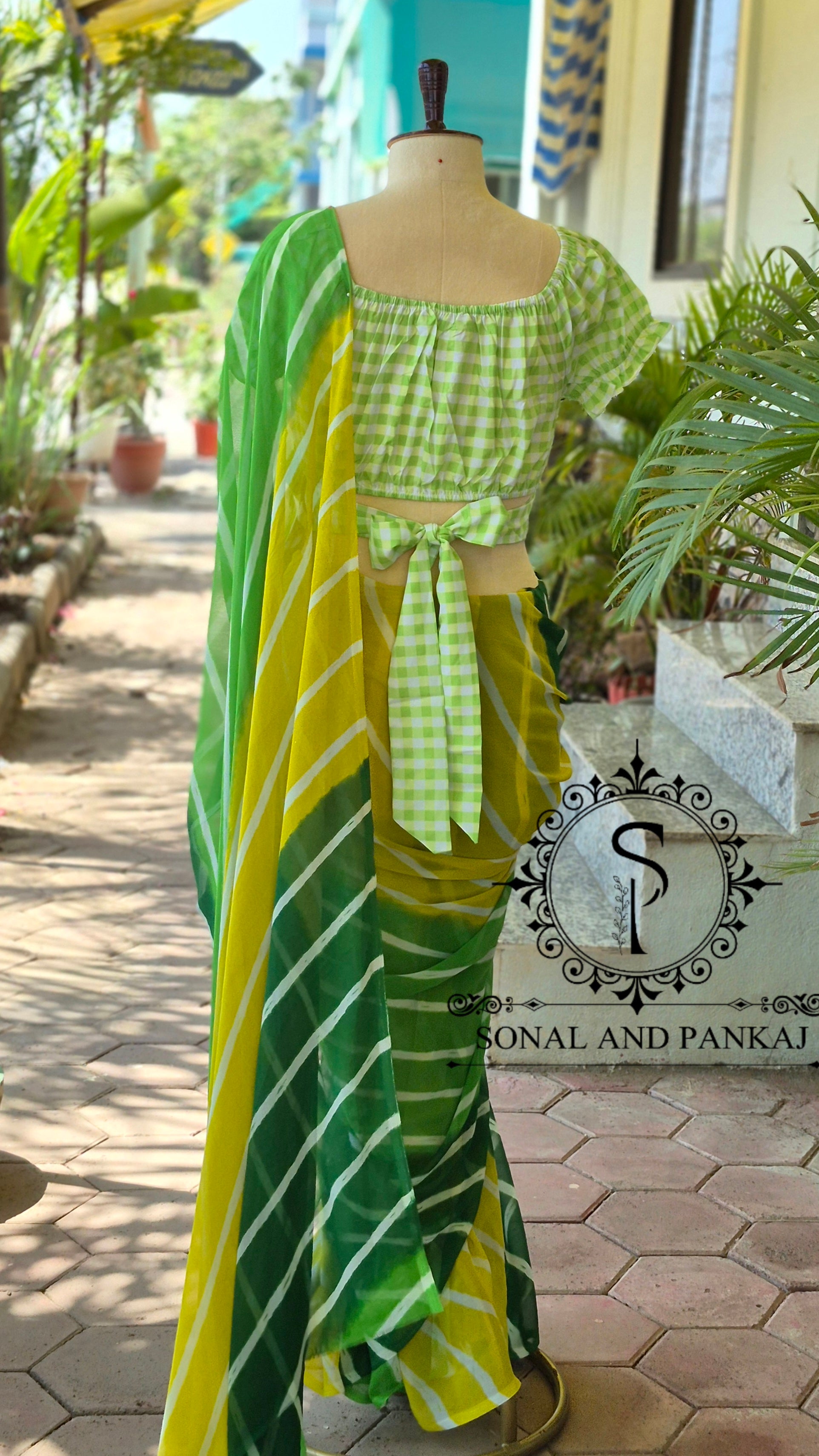 Green Checkered Top & Shaded Green Leheriya Saree - SA01646