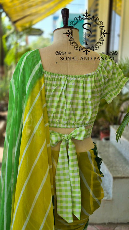 Chemisier à paillettes dorées avec sari prêt à draper - SA00929