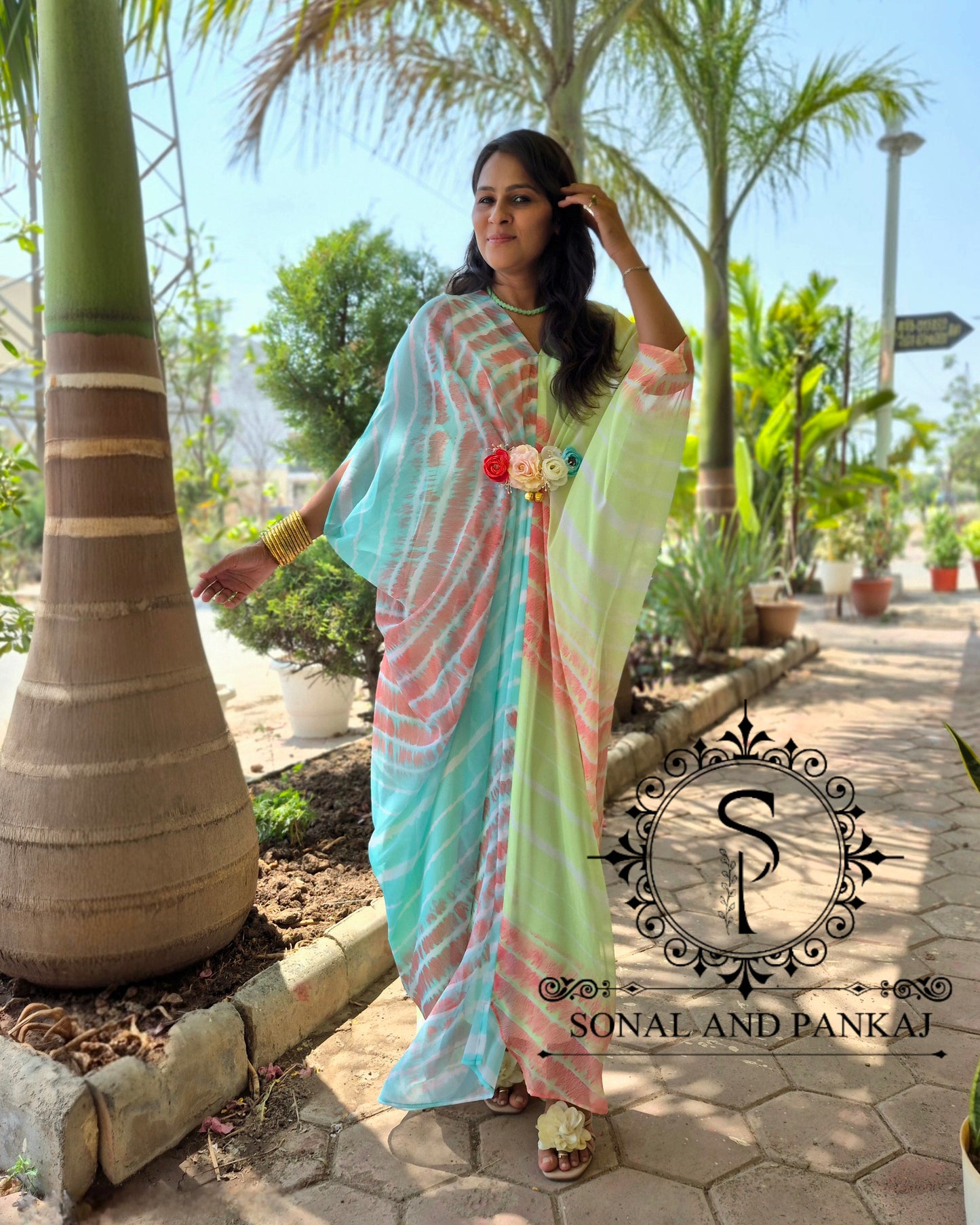 Caftan bleu à imprimé floral - RW01098