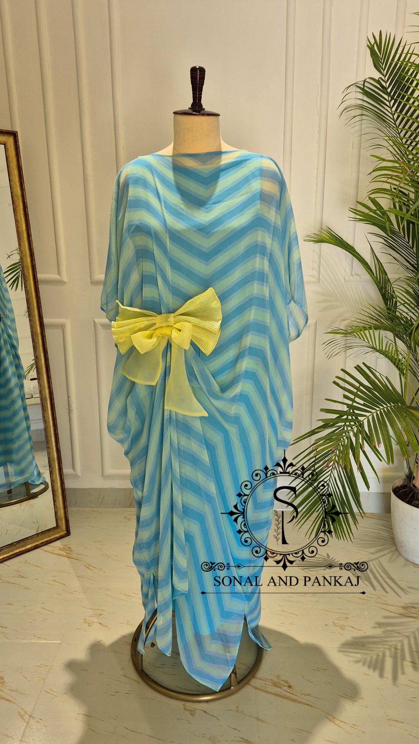 Caftan bleu à imprimé floral - RW01098