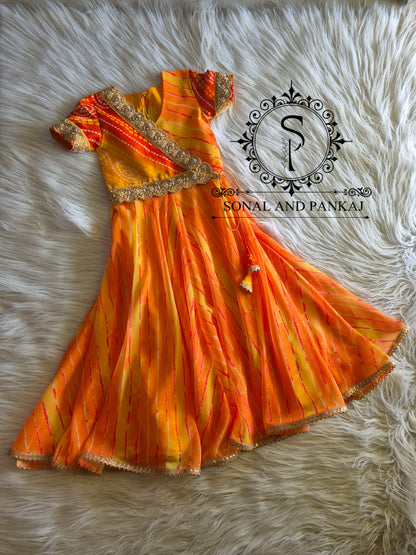 Magnifique Lehenga et chemisier de notre collection Traditions of India - LH00370