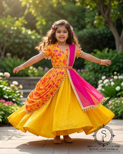 Magnifique Lehenga et chemisier de notre collection Traditions of India - LH00370
