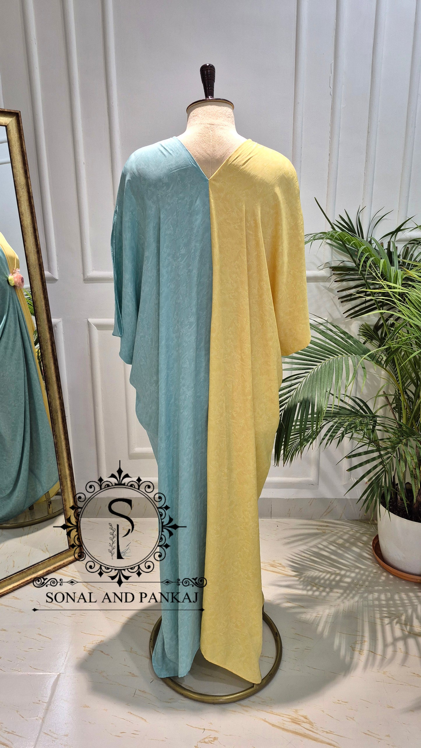 Pushpa - Color Block Kaftan - RW01736