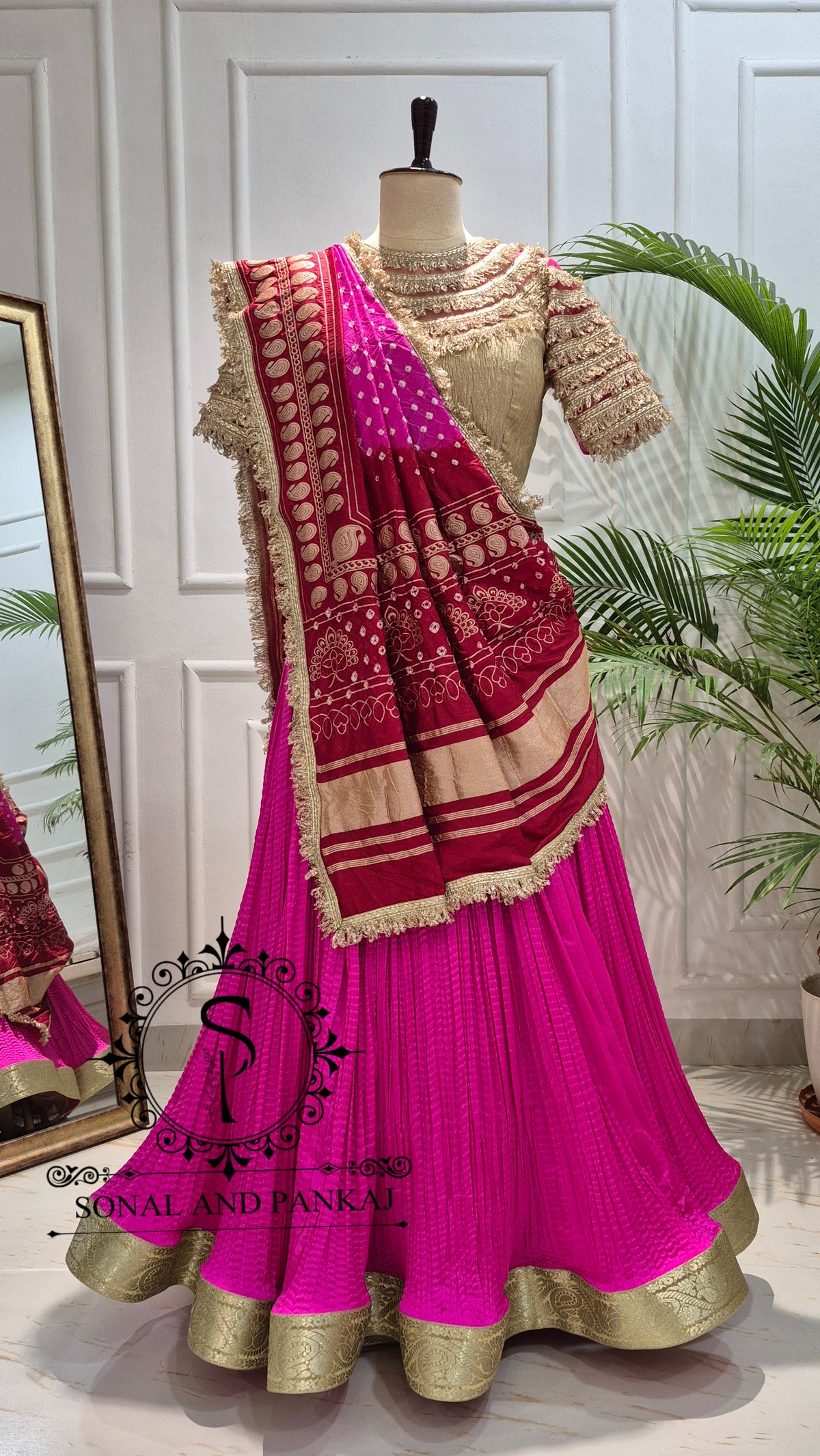 The Madhubala Lehenga Set - LH01842(Red & Pink)