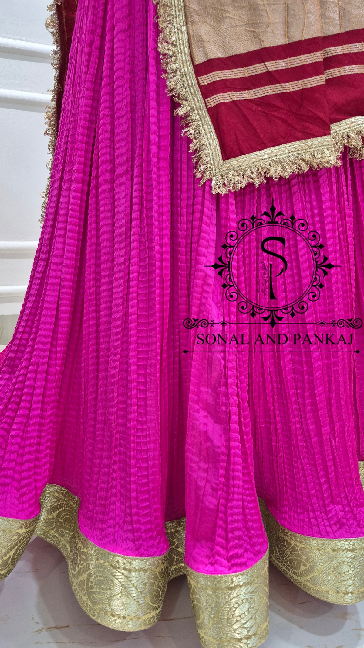 The Madhubala Lehenga Set - LH01842(Red & Pink)