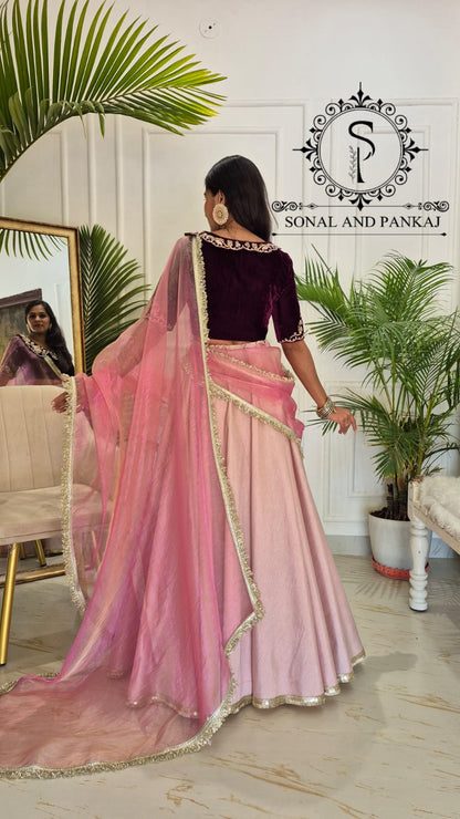 Crimson Reverie - LH01630