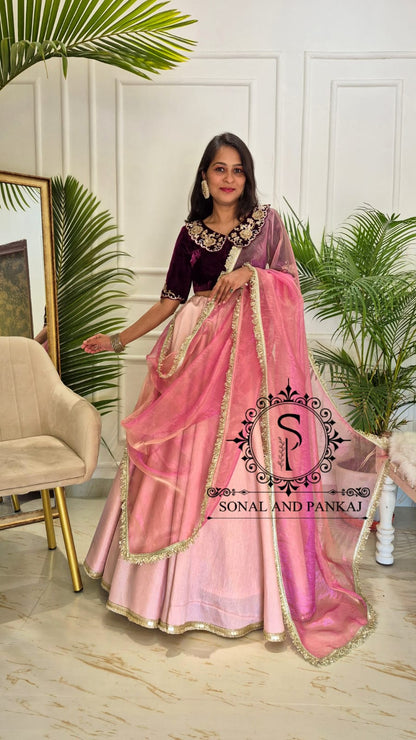 Crimson Reverie - LH01630