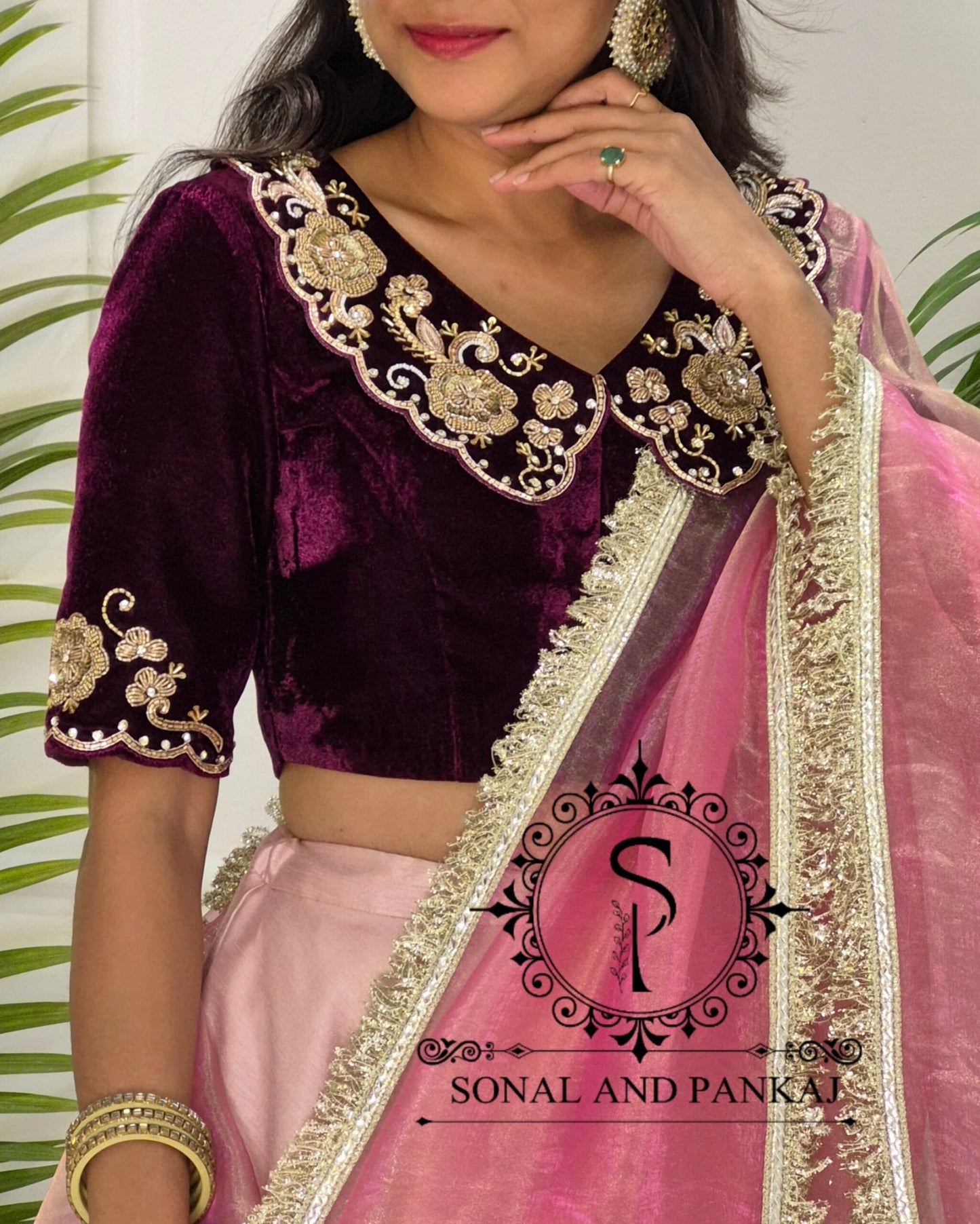 Crimson Reverie - LH01630