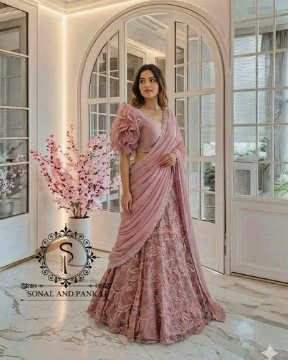 Chemisier de style veste brodée de paon 3D avec sari à volants prêt à porter - SA00727