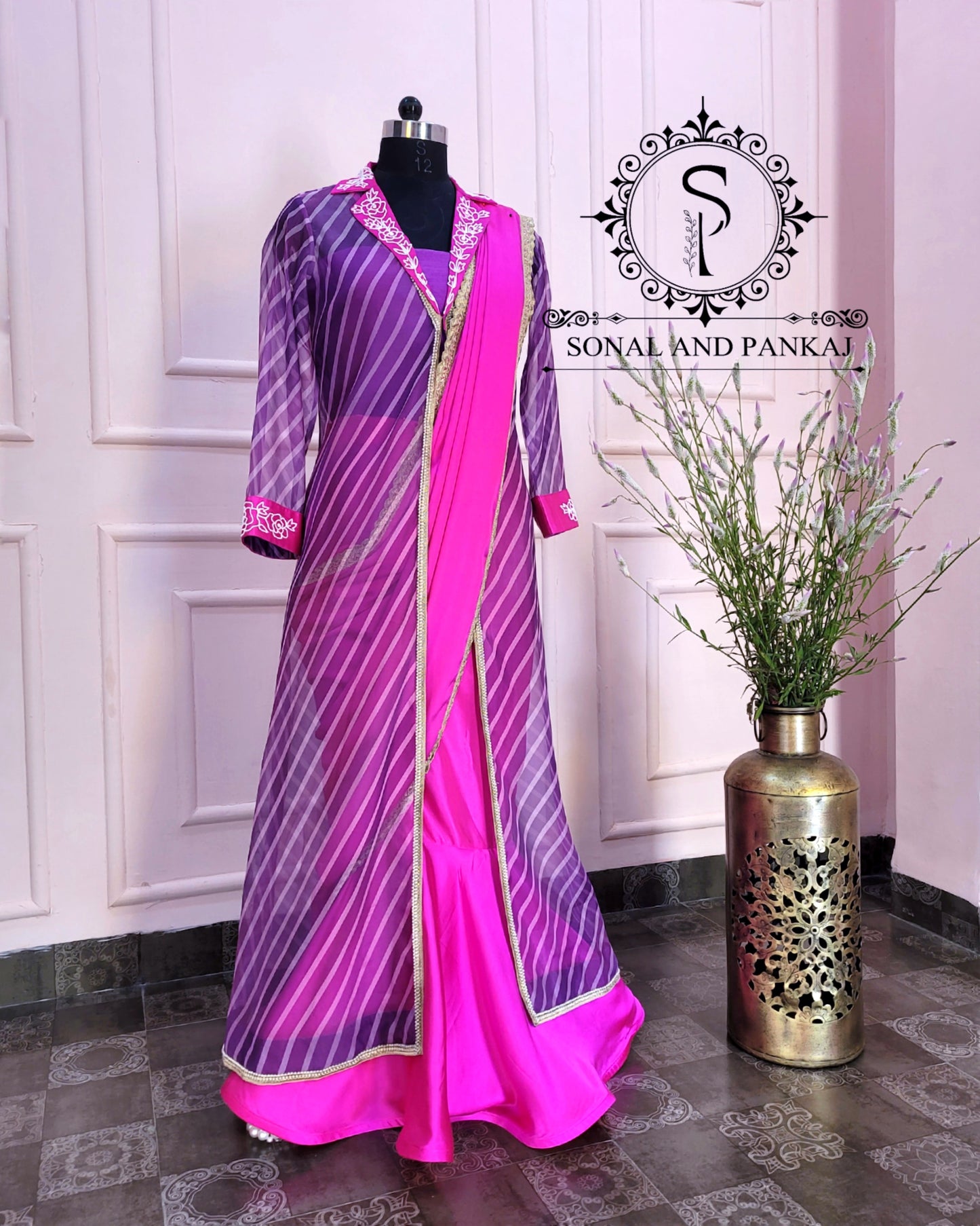 Veste Leheriya en organza avec sari prêt à draper - RTW01196