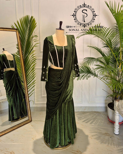 Sari imprimé bandhani rouge prêt à porter avec chemisier brodé à la main - SA00806