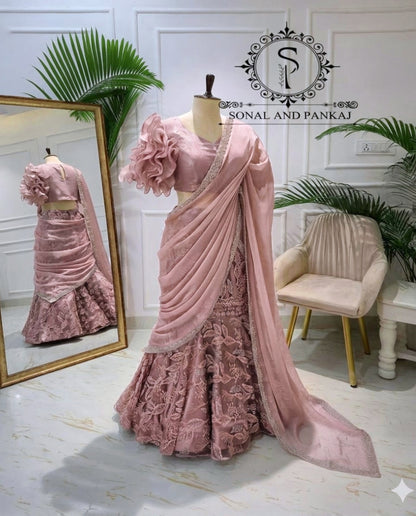 Chemisier de style veste brodée de paon 3D avec sari à volants prêt à porter - SA00727