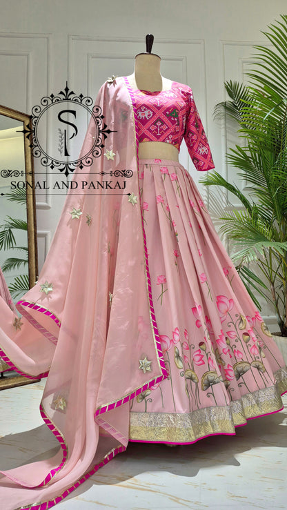 Lotus Whispers - Peach Pichwai Ensemble - LH01677