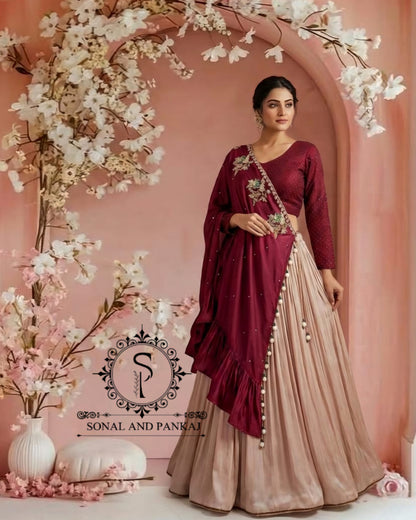 Chemisier de style veste brodée de paon 3D avec sari à volants prêt à porter - SA00727