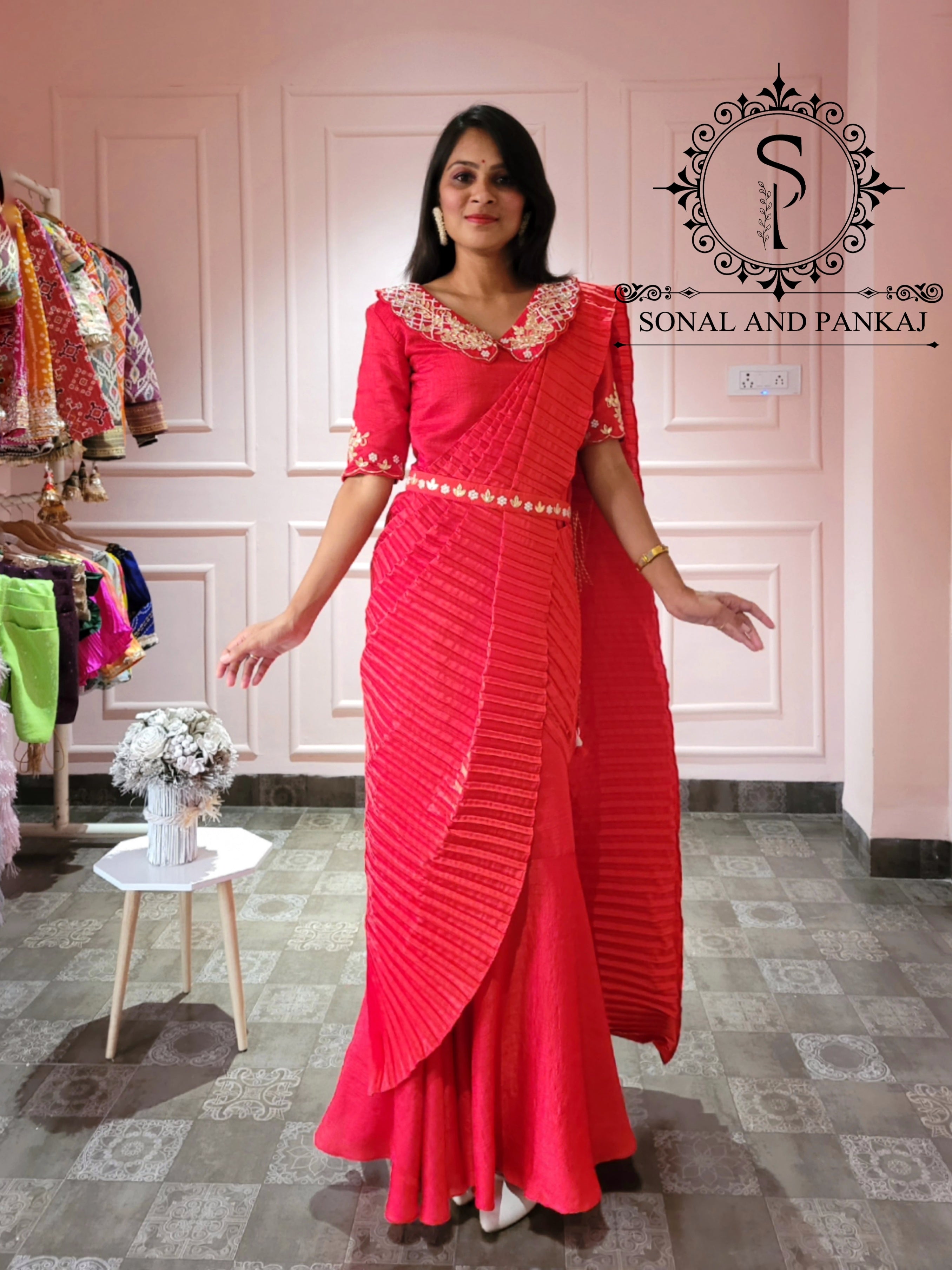 How to wear sari as a gown| Modern Style Saree Draping #SareeBloggers  #SareeDrapingVideos #StylingVideos | Formal dresses long, Gowns, Saree