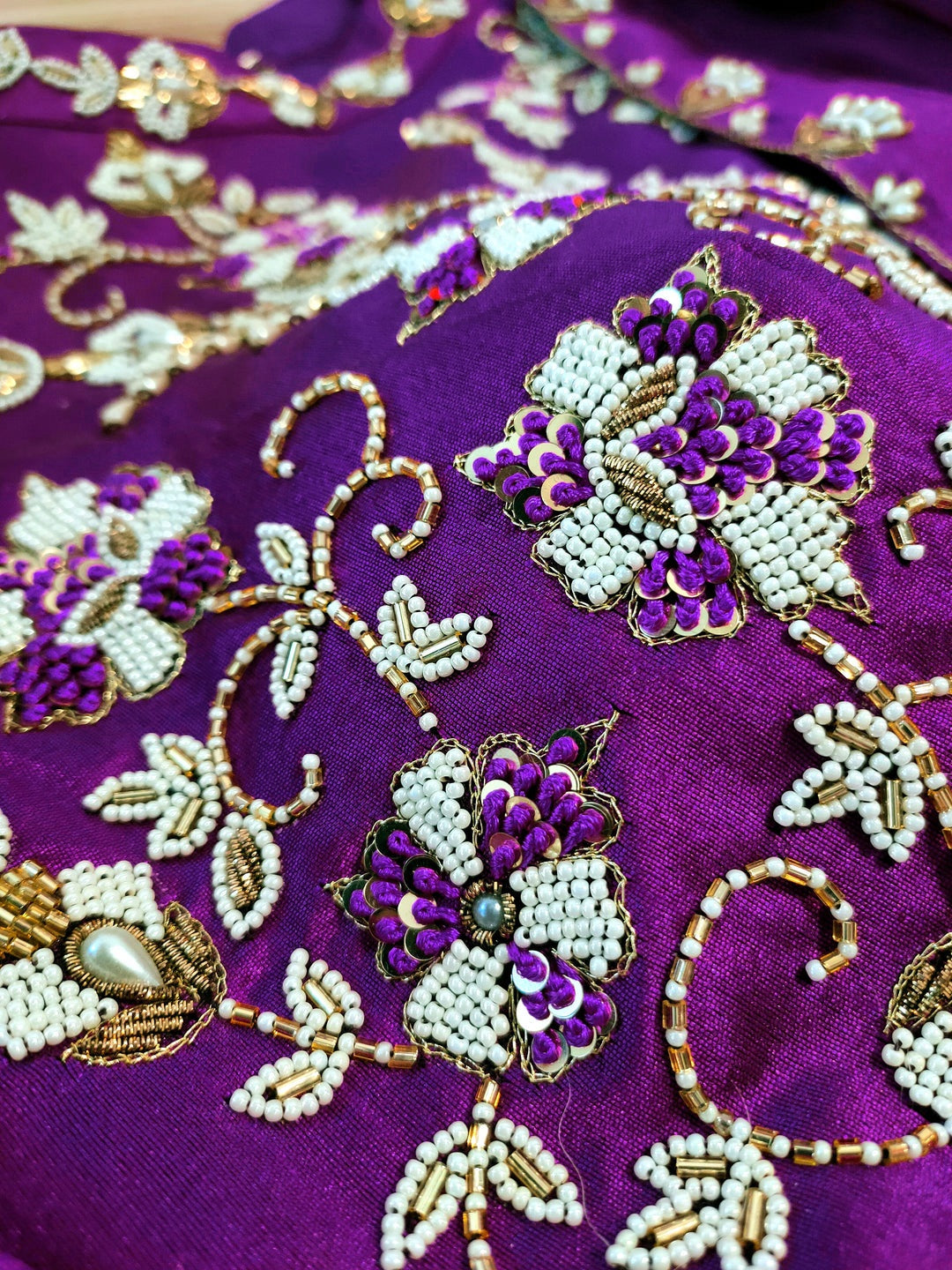 Hand Embroidered Purple Saree & Blouse - SA00988